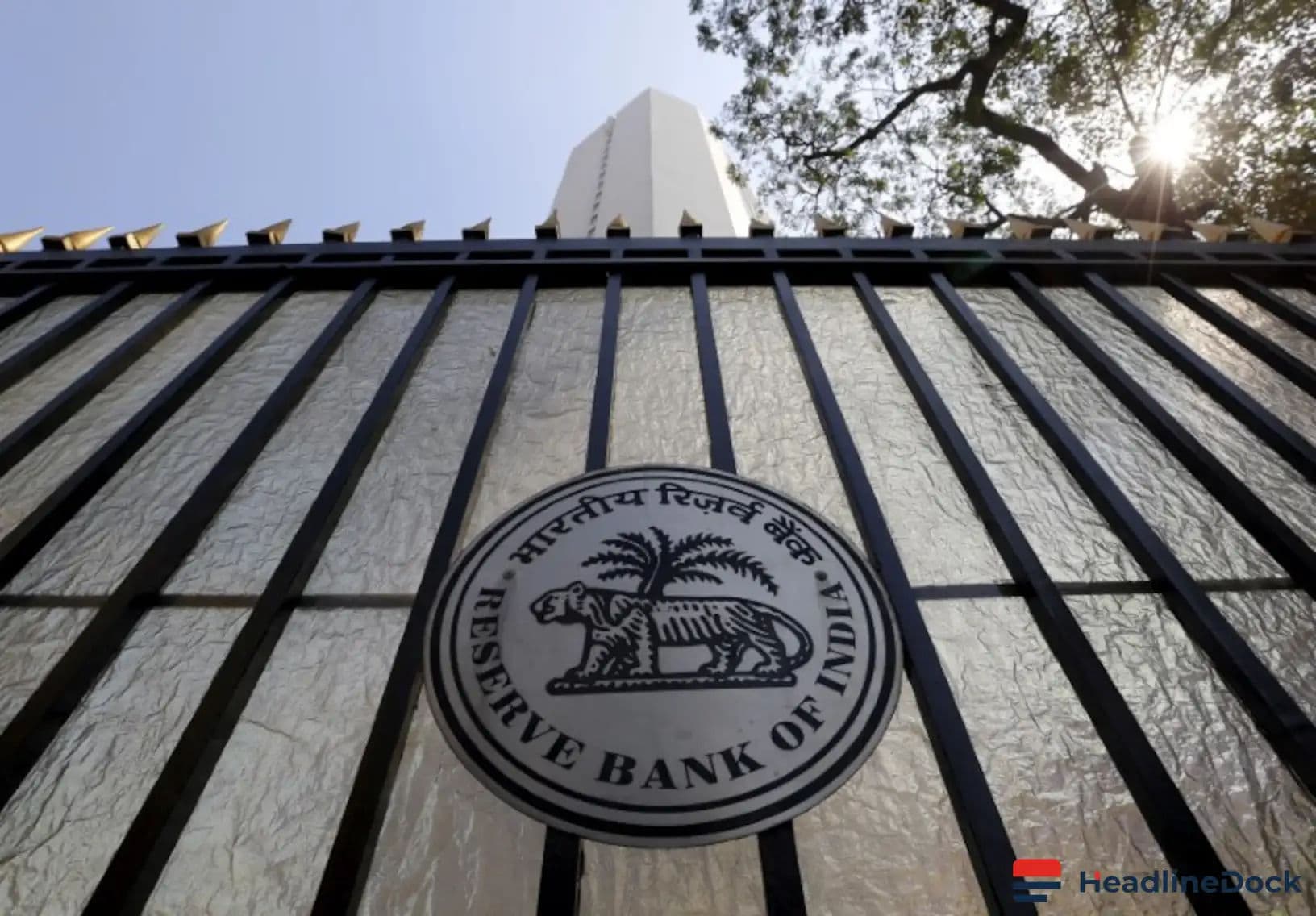 RBI Enhances FCNR Deposit Rates Offering Attractive Returns for NRIs