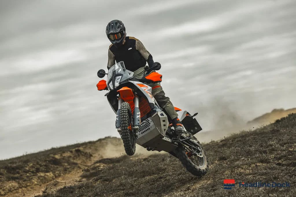 KTM 890 Adventure R Rally 2026: Powerhouse of the Off-Road Realm
