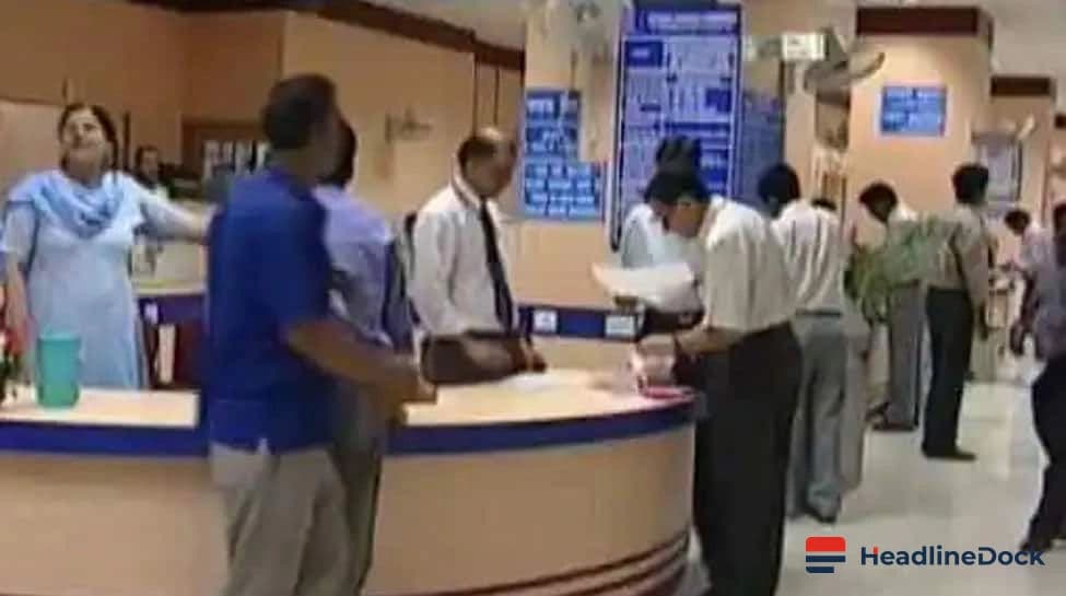Bank Holiday on April 15: Banks Close in Several States