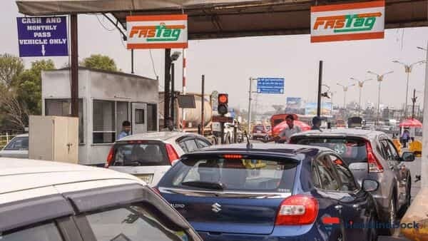 NHAI's New Toll Rules Mandate FASTag and UPI from April