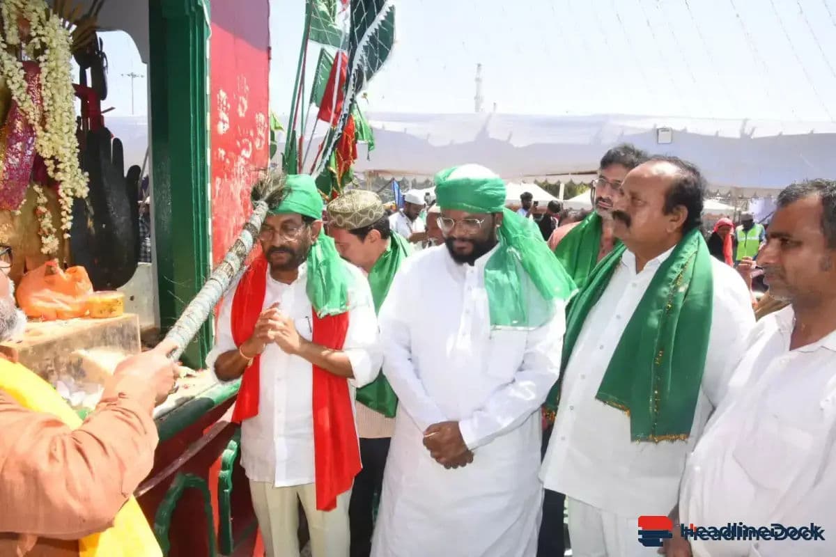 Massive Devotee Influx at Nellore’s Bara Shaheed Dargah During Rottela Panduga Festival