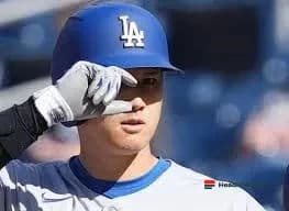 Rare MLB Coincidence: Both Teams Start Max Muncy at Third Base