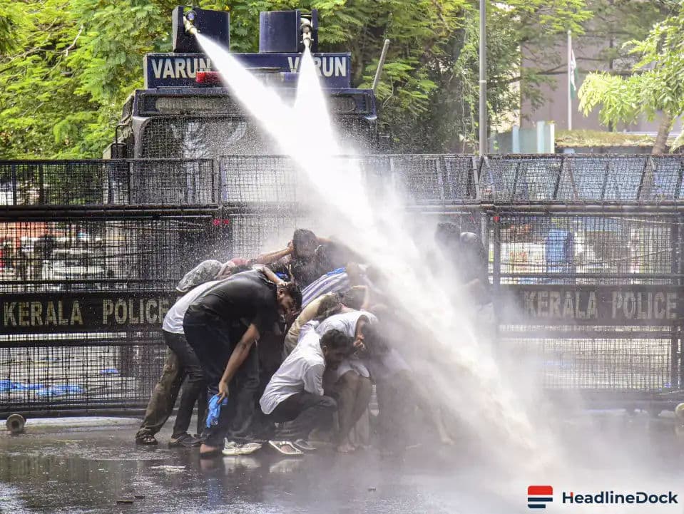 PM SHRI Protest Turns Tense in Kerala as Police Deploy Water Cannons