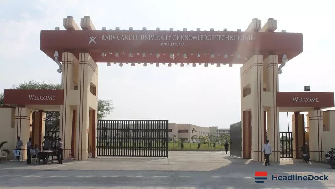 Students Protest New Mobile Phone Restrictions at Basar IIIT Campus