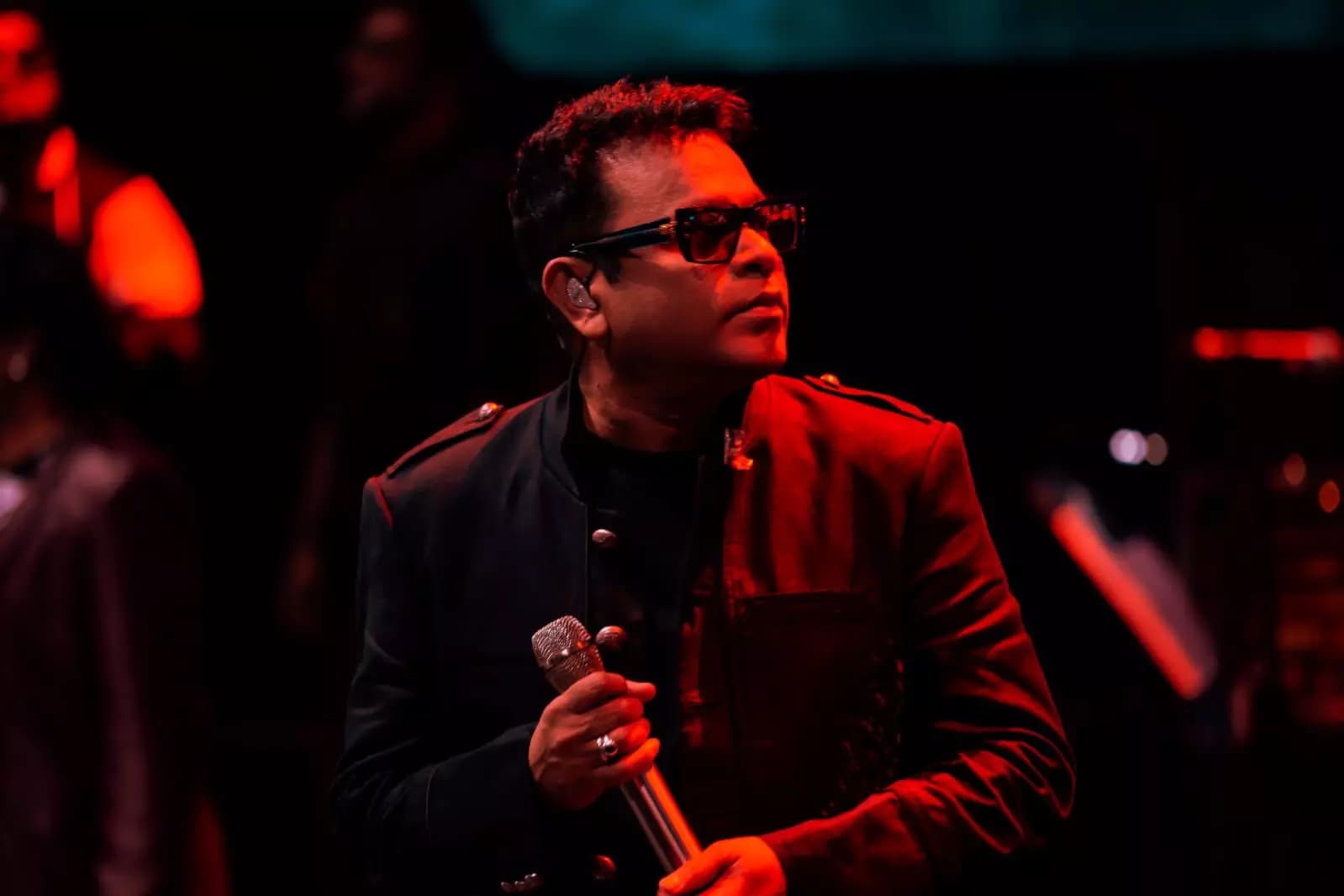 AR Rahman Laughs Off 'Anti-National' Criticism Directed at Main Vaapas Aaunga