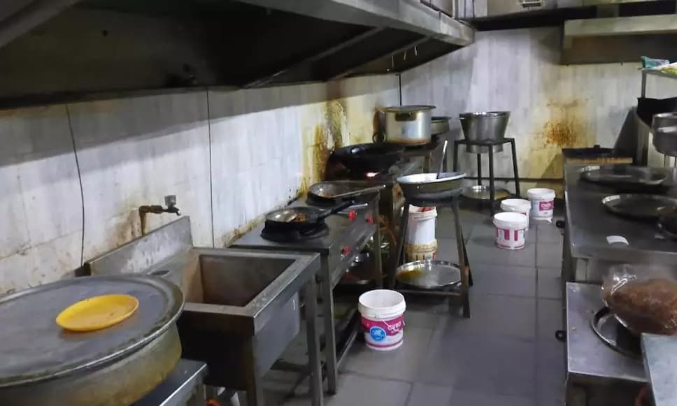 Hyderabad Jail Mandi Inspected: Multiple Hygiene Violations Found