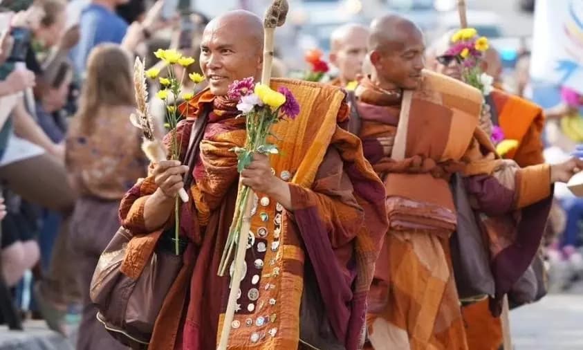 Buddhist Monk Embarks on Peace Walk Through Delhi