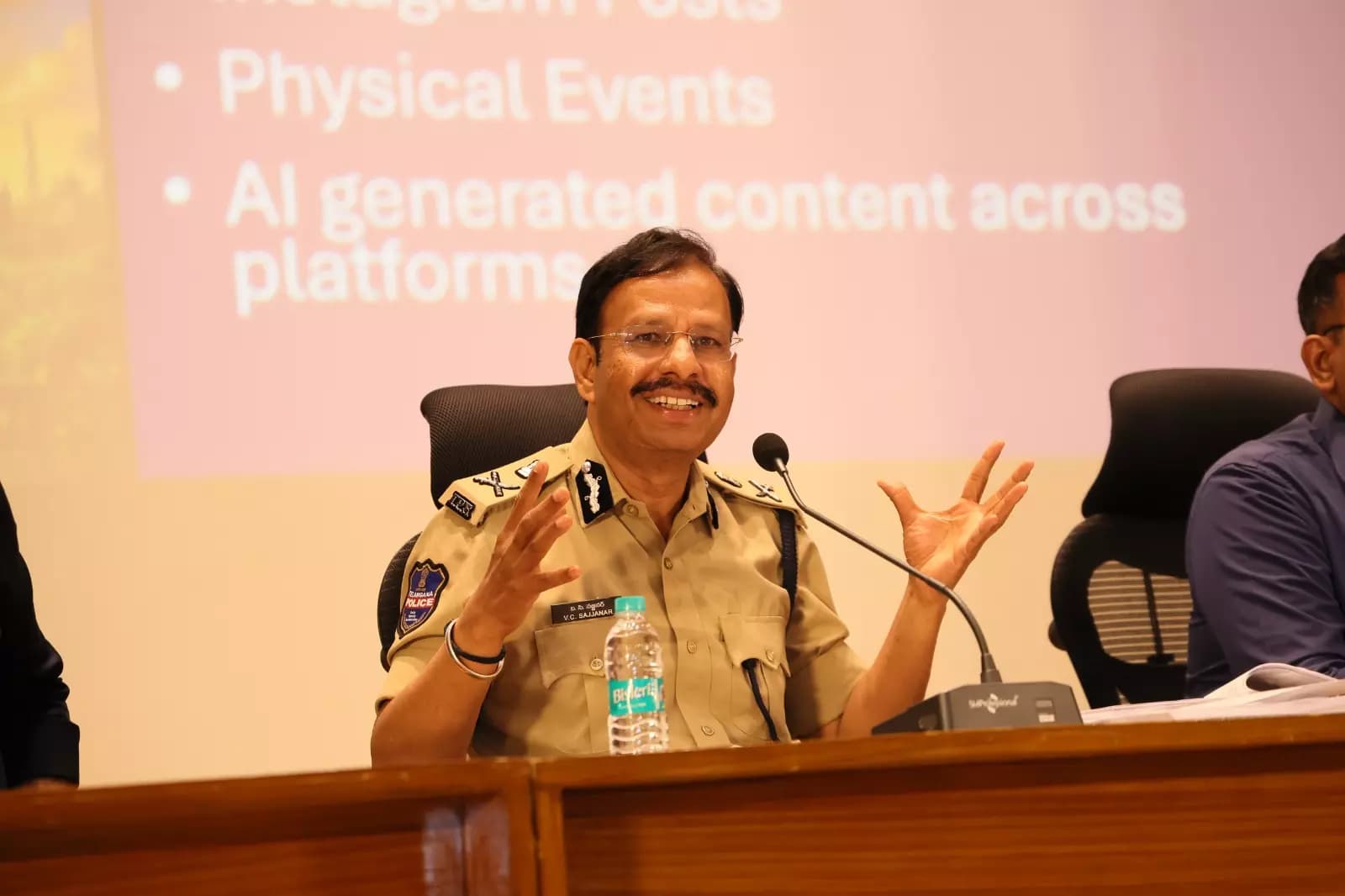 Update Vahan Portal Contact Details to Avoid Traffic Fines, Advises Commissioner