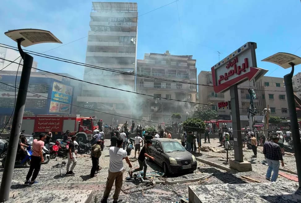 Israeli Airstrikes Continue in Southern Lebanon Despite Recent Peace Agreement
