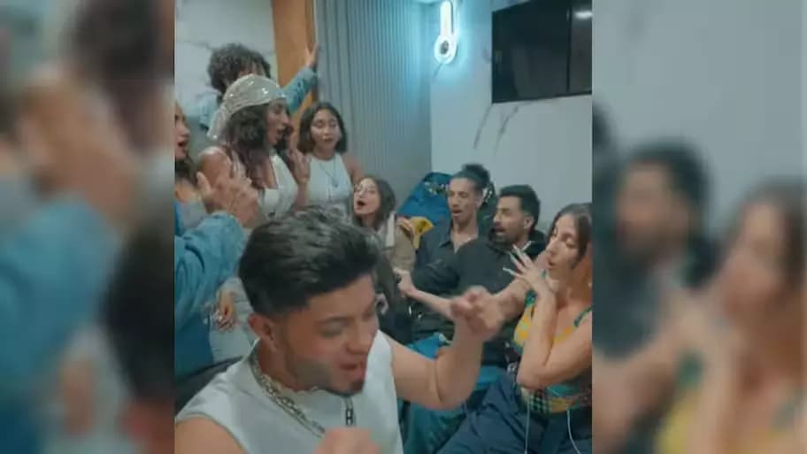 Nora Fatehi Offers Fans BTS Look at FIFA Anthem Siir Siir