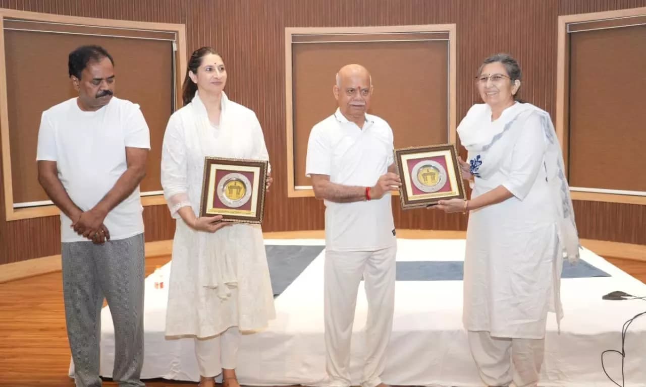 Governor Shiv Pratap Shukla Honours Yoga as India’s Timeless Gift to Humanity