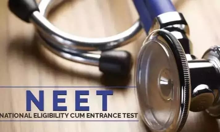 Visakhapatnam Traffic Police Assist NEET Aspirants to Reach Exam Centers on Time