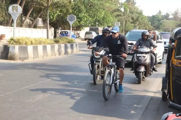 Salman Khan Spotted Cycling to the Sets of Upcoming Movie SV63