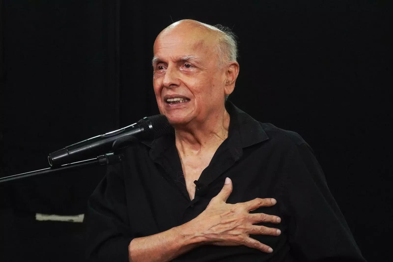 Mahesh Bhatt Returns to Theater with New Play Wo Subah Hum Hi Se Aayegi