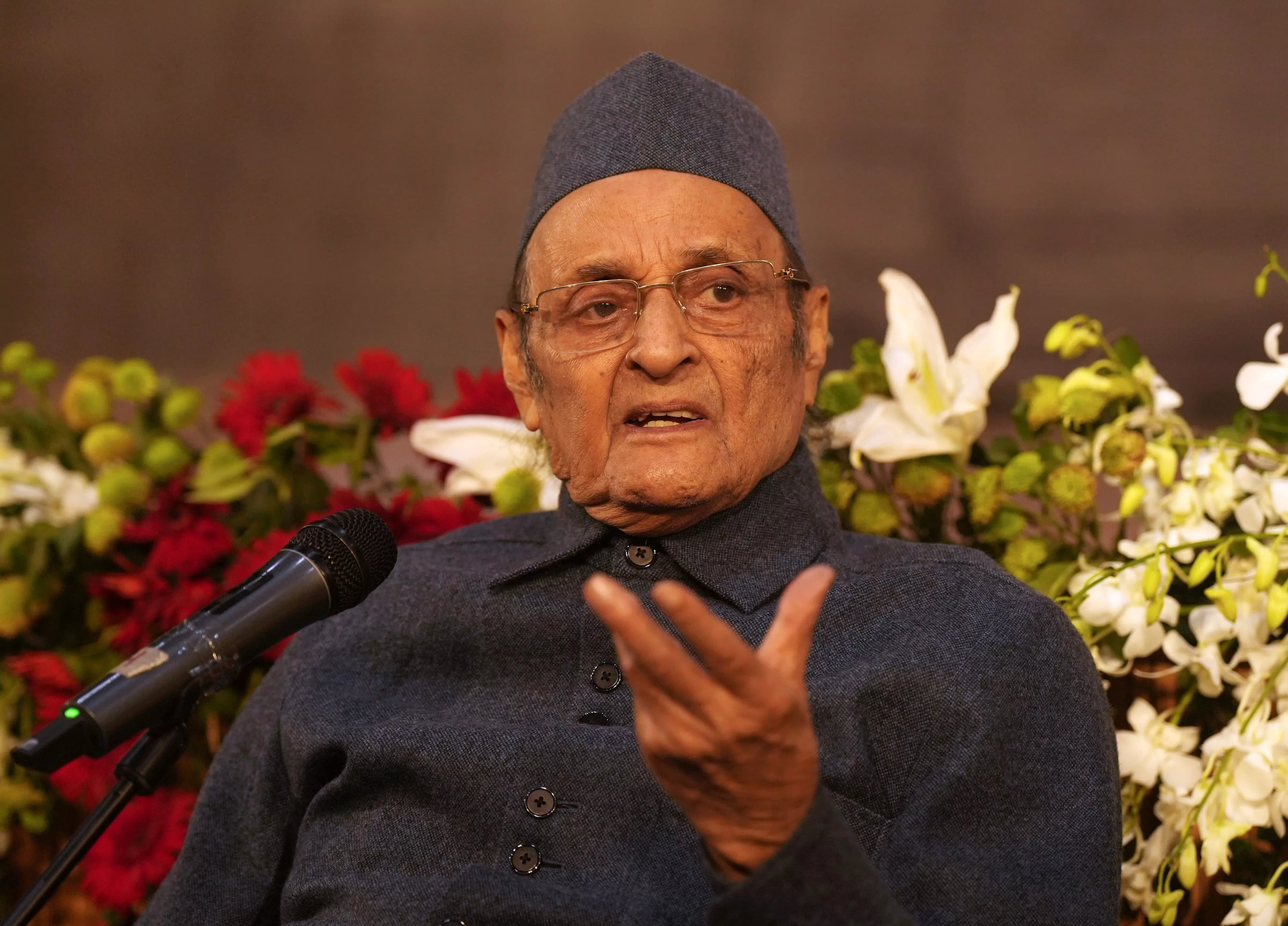 Karan Singh Demands Restoration of J&K Statehood, Citing No Need to Beg