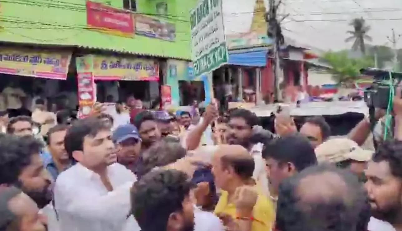 Tensions Mount as Amaravati Farmers Block YSRC Leaders in Guntur District