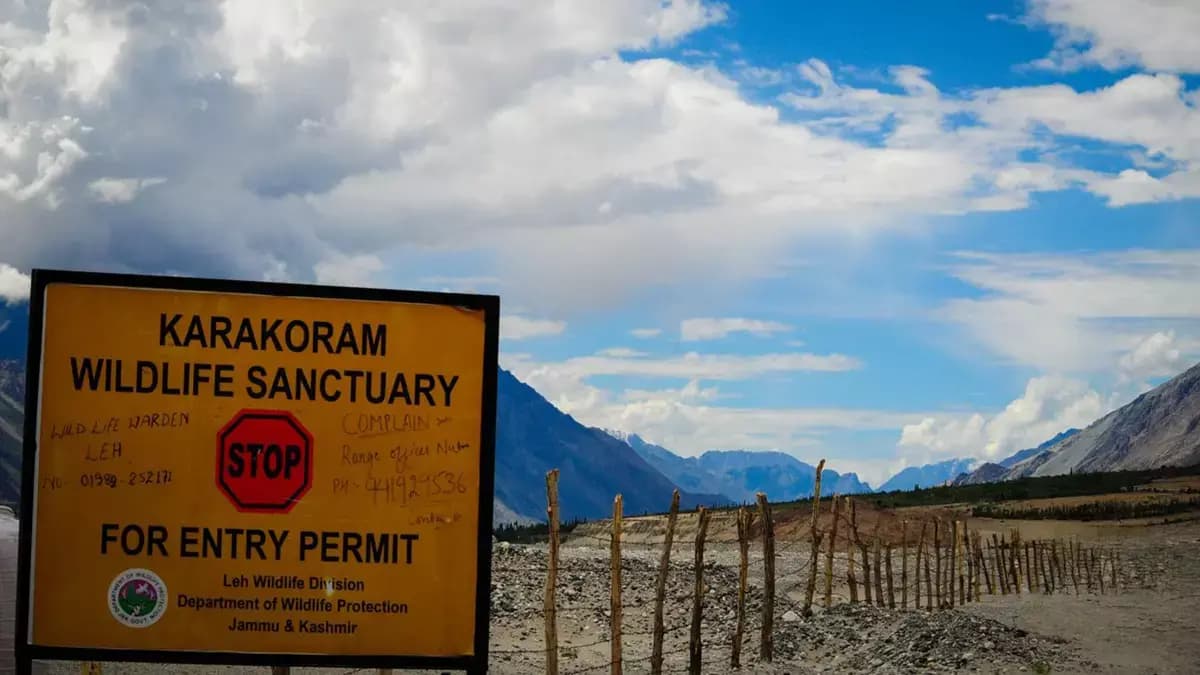 Ladakh Launches Strict Crackdown on Illegal Off-Roading in Wildlife Zones