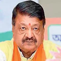 MP Minister Questions Bureaucrats' Sudden Affinity for RSS Under BJP Rule