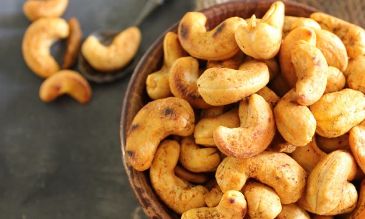 Crispy and Spicy Masala Kaju: A Home-Made Delicacy Anytime