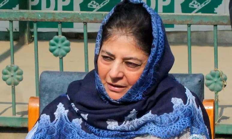 Mehbooba Mufti Urges Omar Abdullah for Political Unity on J&K's Future