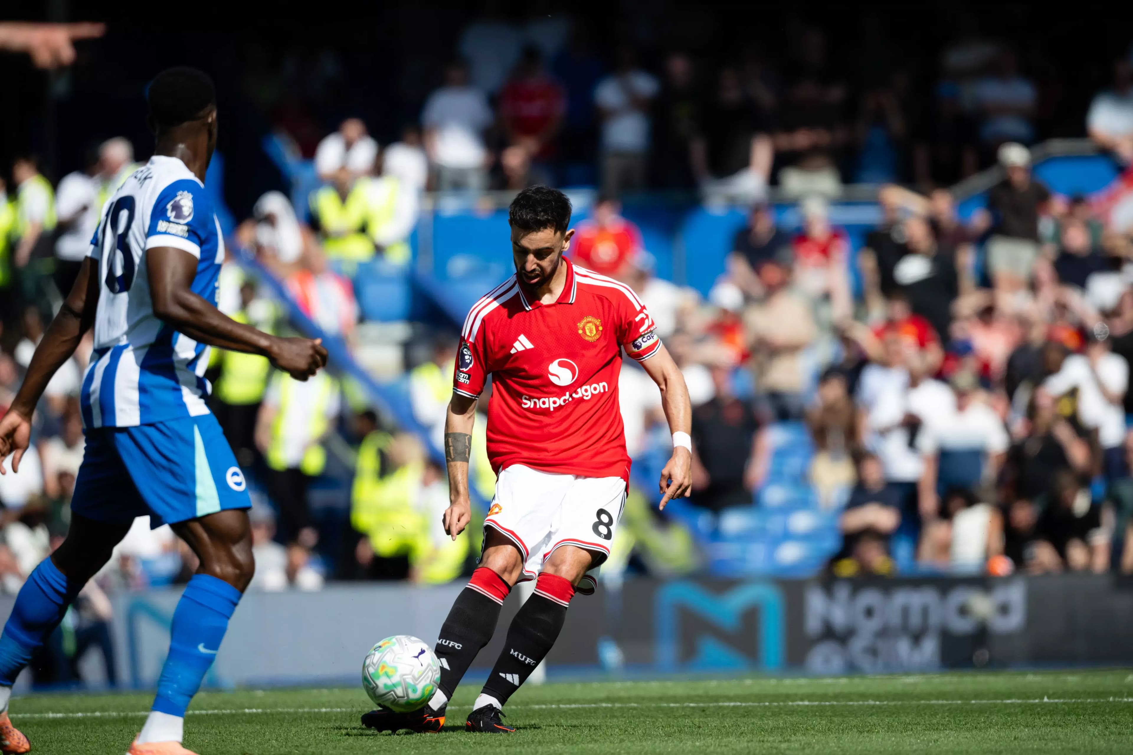 Fernandes Surpasses Premier League Assists Record with 21