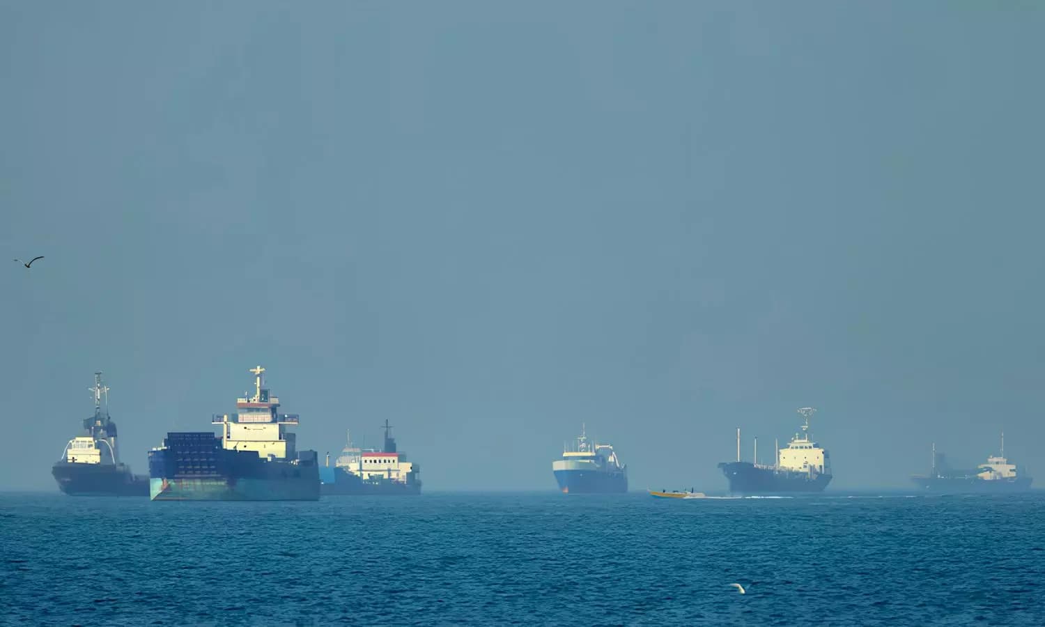 Oil Tankers Exit Hormuz for Gulf Destinations