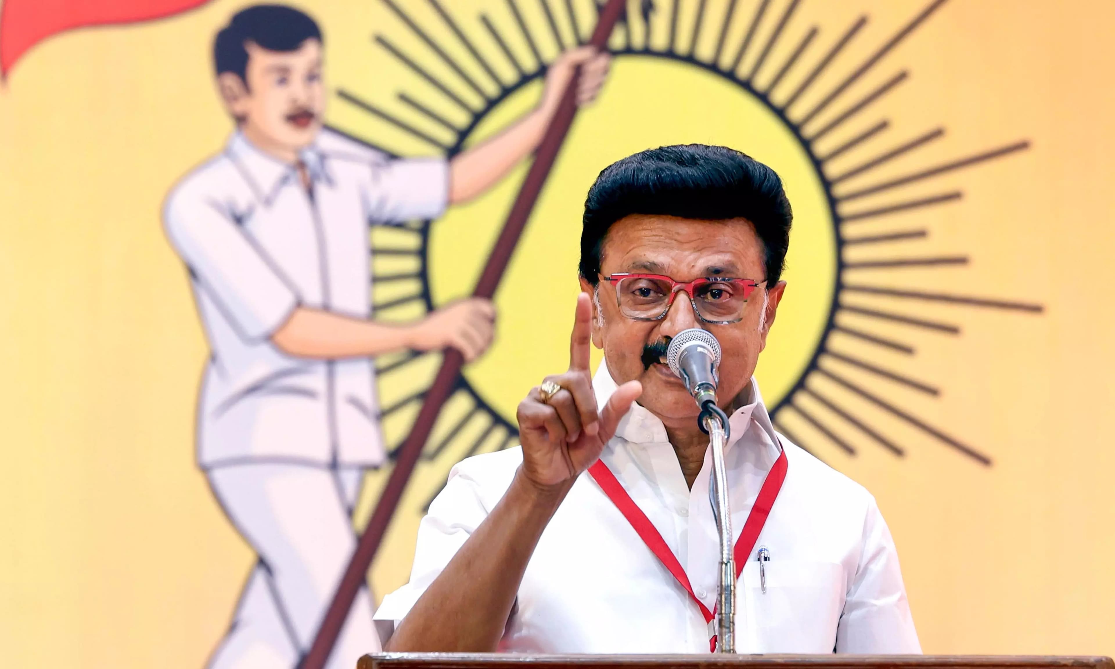 Stalin Heats Up Criticism of ED Raids on Pinarayi Vijayan