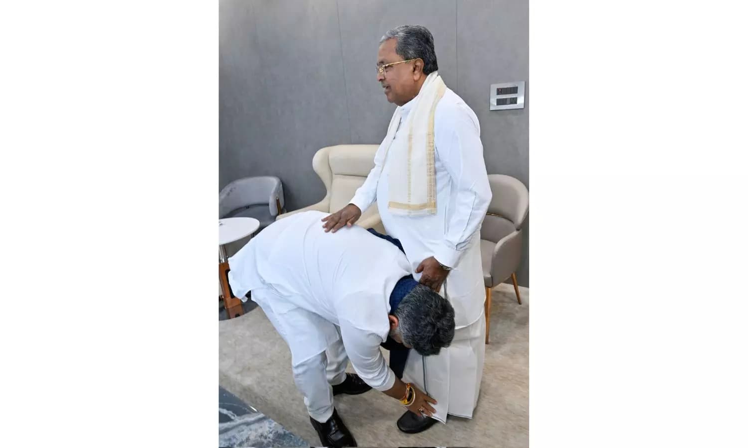 Siddaramaiah Resigns as Karnataka Chief Minister Amid Political Shift