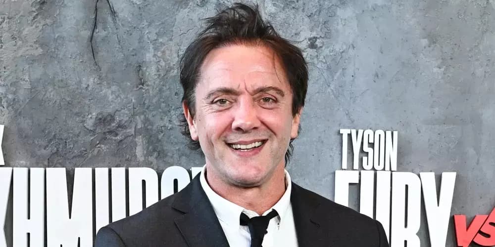 Peter Serafinowicz Joins HBO's Harry Potter Series as Peeves the Poltergeist