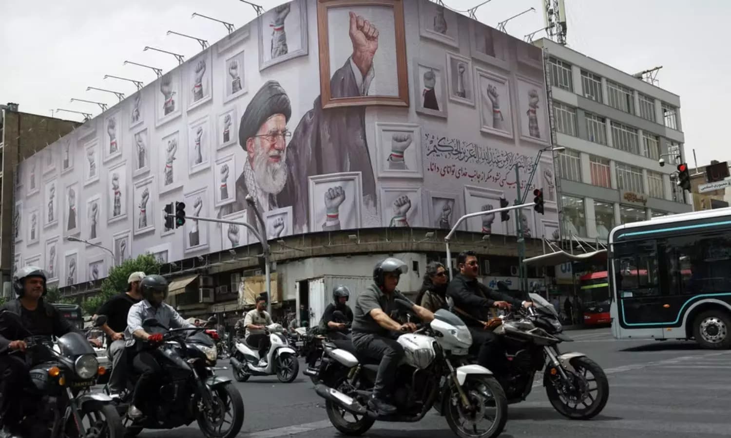 Iran Ties Middle East Peace Deal to Israeli Withdrawal from Lebanon