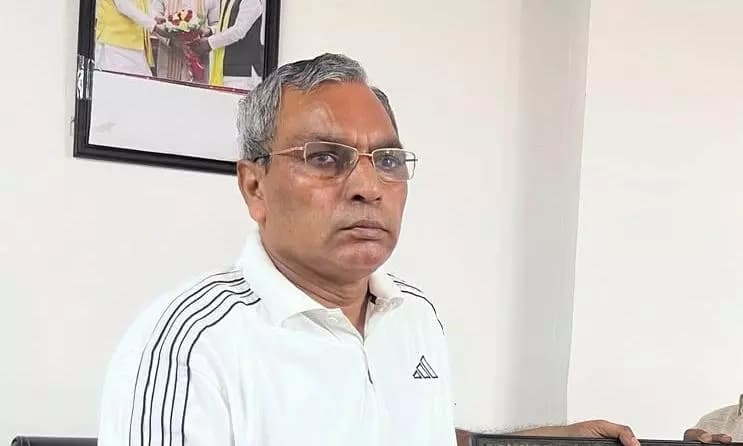 UP Minister Om Prakash Rajbhar Claims Samajwadi Party Facing Major Internal Split