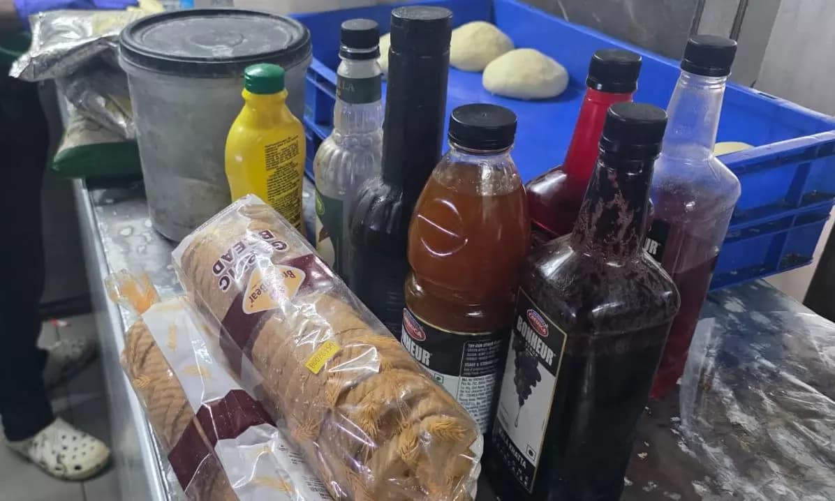 Severe Sanitation Violations Exposed at La Pino’z Pizza Outlet in Hyderabad