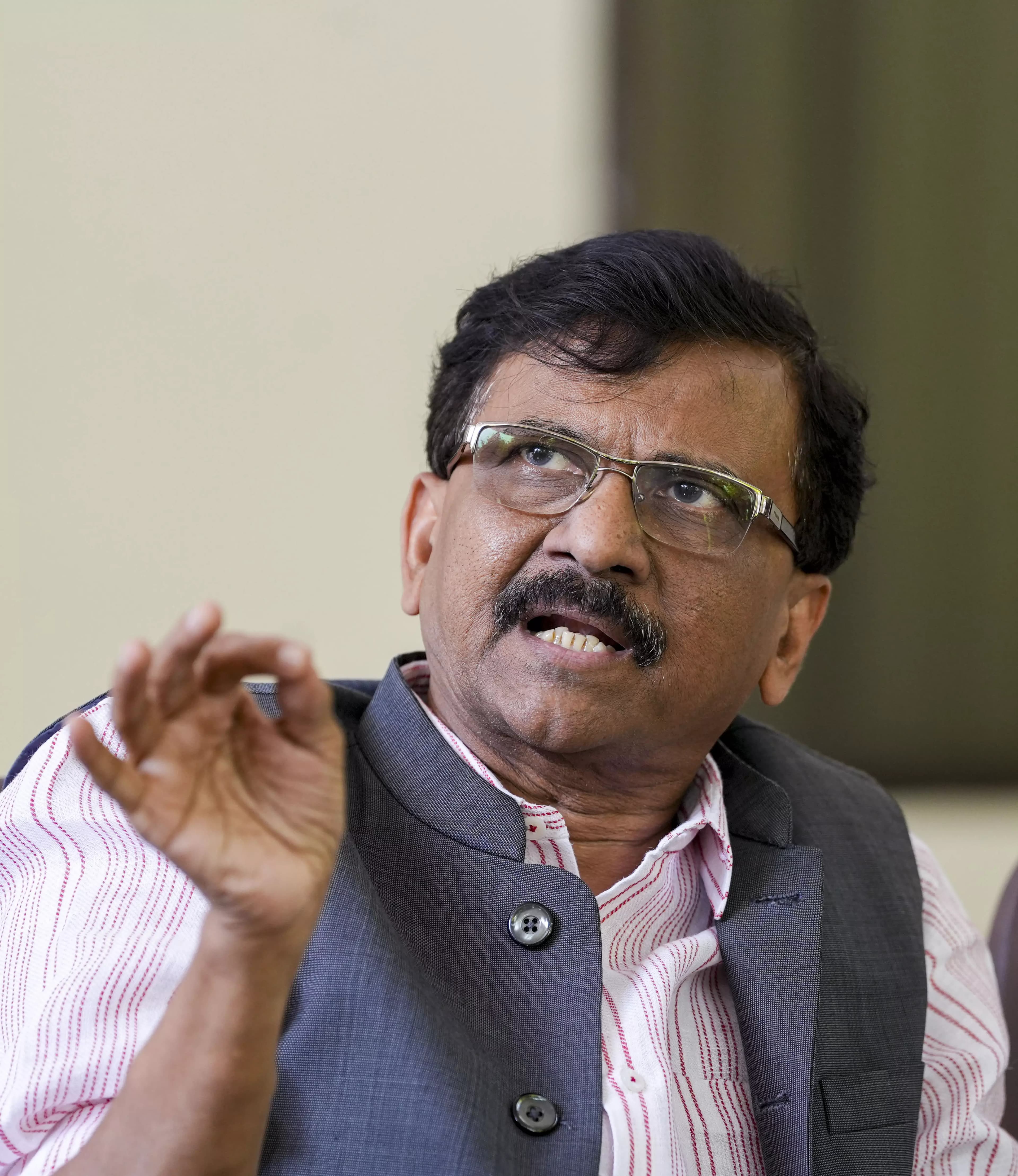 Six Shiv Sena (UBT) MPs Skip Meeting, Hinting at Potential Party Split