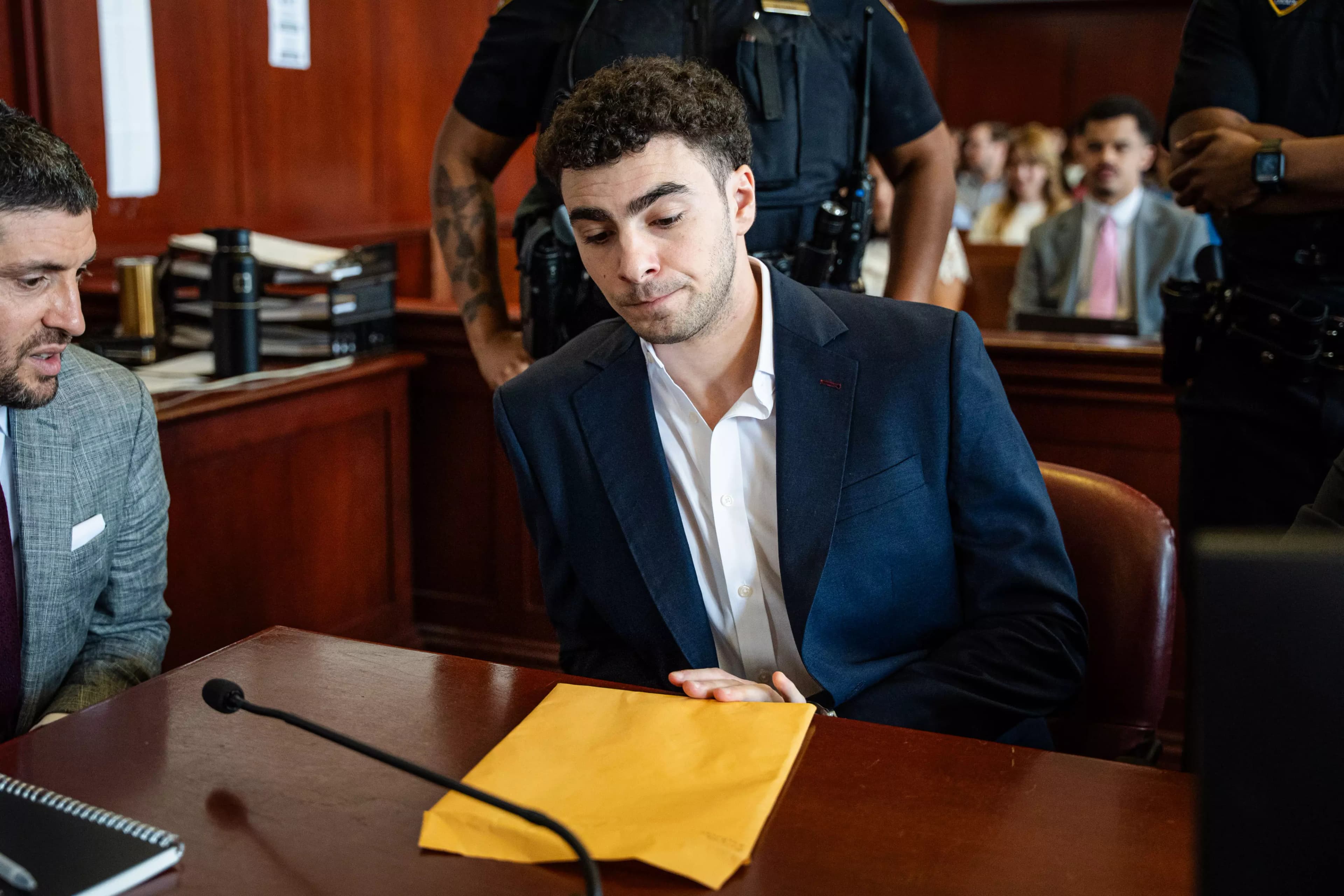 Can Luigi Mangione Successfully Use Mental Health Defense in CEO Murder Trial?