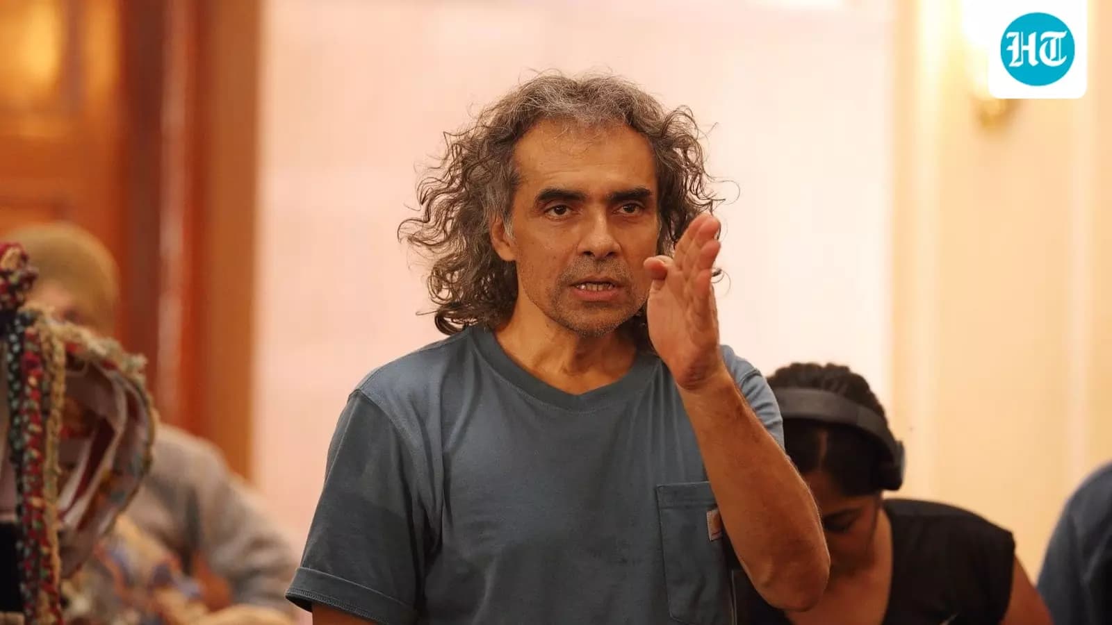 Filmmaker Imtiaz Ali Sparks Intense Debate Regarding Traditional Attire Choices