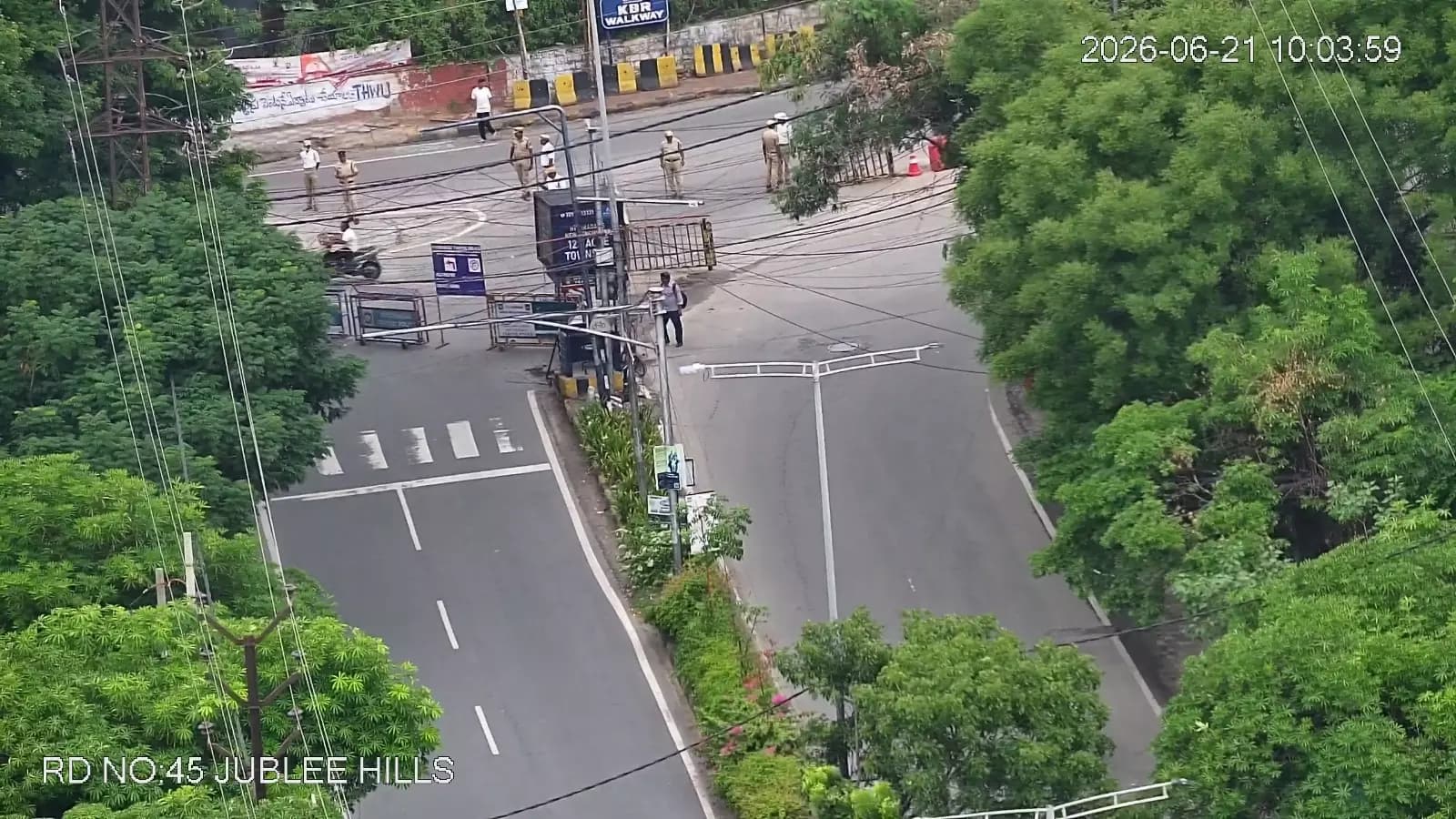 Hyderabad Traffic Police Initiates One-Way Traffic Trial in Jubilee Hills Area