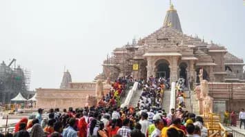 Ram Mandir Fund Row: Pejawar Seer Welcomes SIT Probe into Irregularities