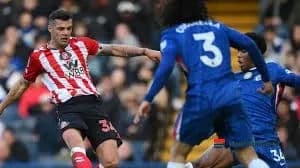 Sunderland Rejects Chelsea Bid for Midfielder Granit Xhaka in Transfer Drama