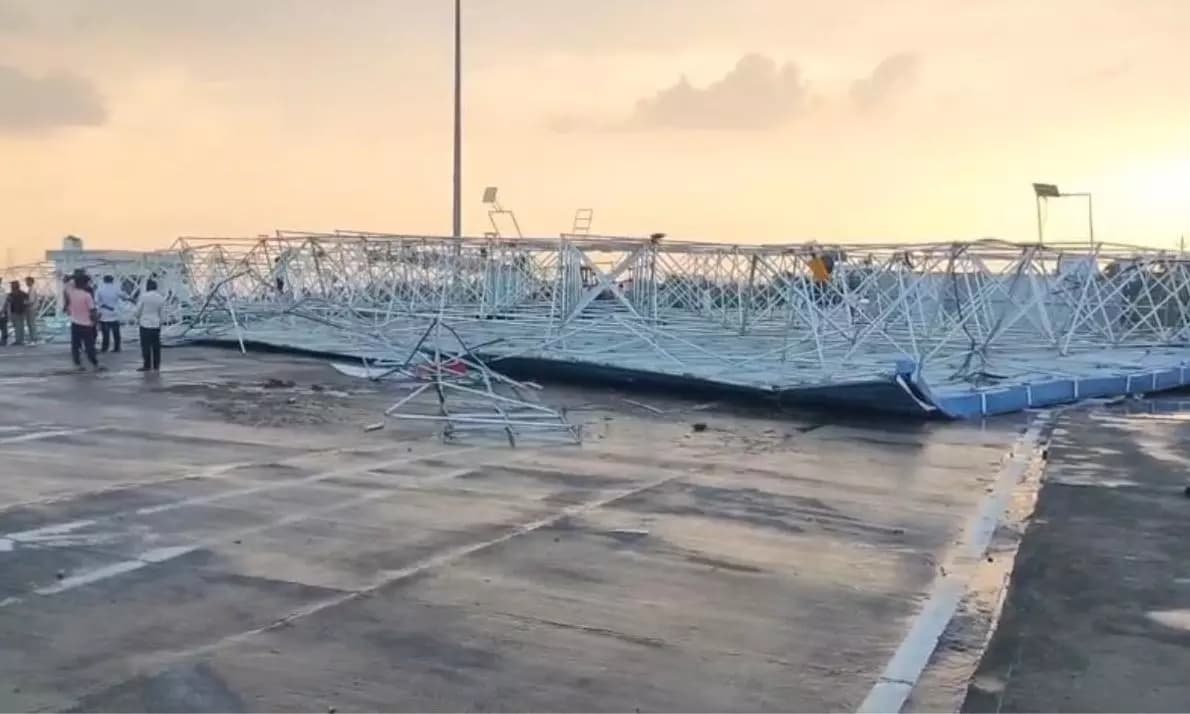Medapi Toll Plaza Collapses Amid Severe Weather
