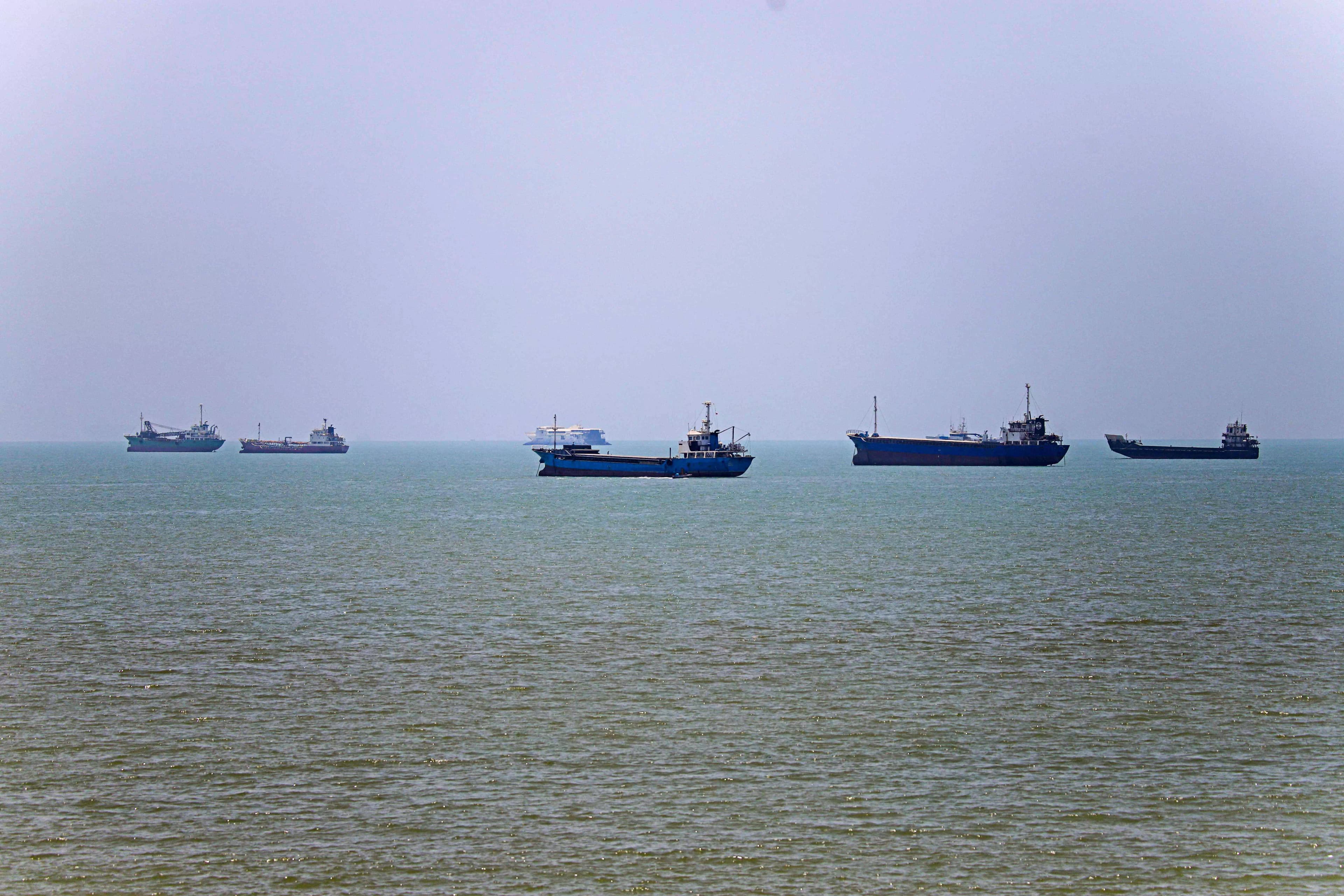 Strait of Hormuz Sees Increase in Commercial Shipping Traffic as 25 Ships Cross